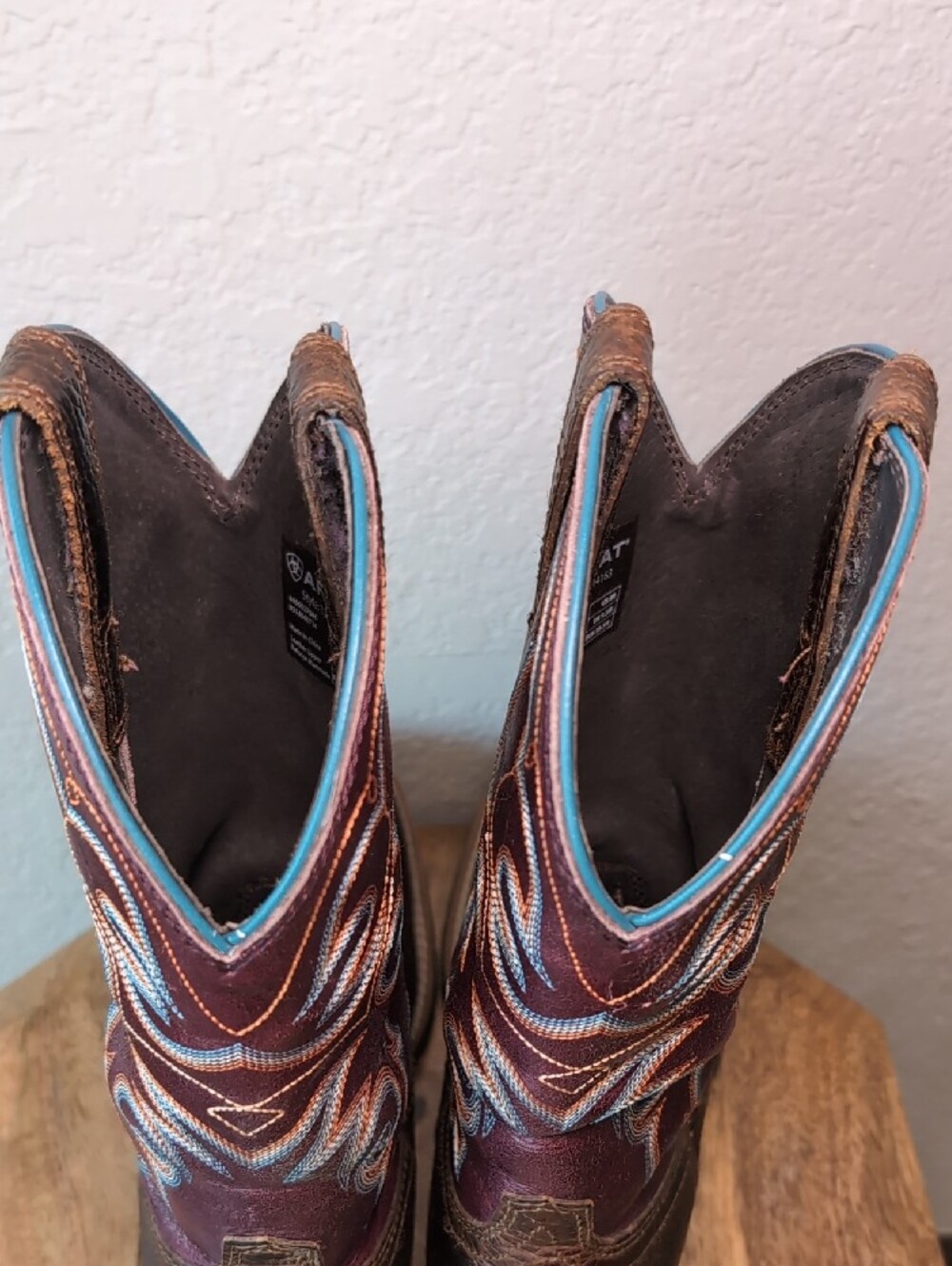 Ariat Burgundy Western Cowgirl Boots - Picture 13 of 15